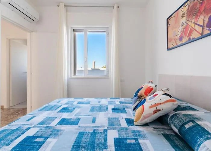 Del Bacino Villa Porto Cesareo